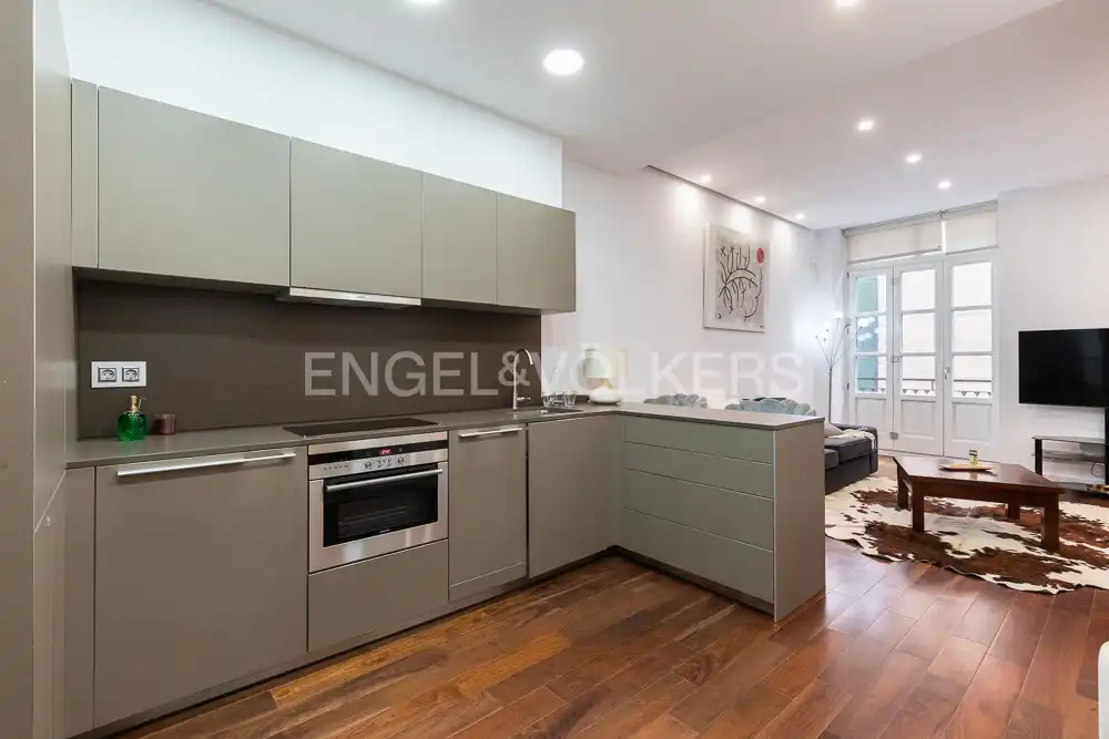 Cocina de Piso de alquiler en  Valencia Capital con Aire acondicionado, Calefacción y Parquet