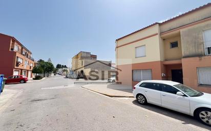 Vista exterior de Casa o xalet en venda en Benimuslem amb Aire condicionat i Terrassa