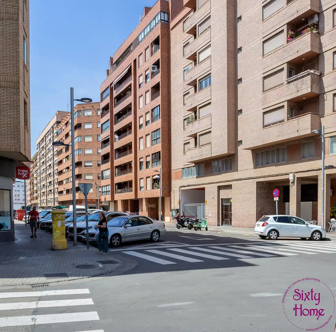 Exterior view of Flat for sale in Zaragoza  with Heating, Parquet flooring and Terrace
