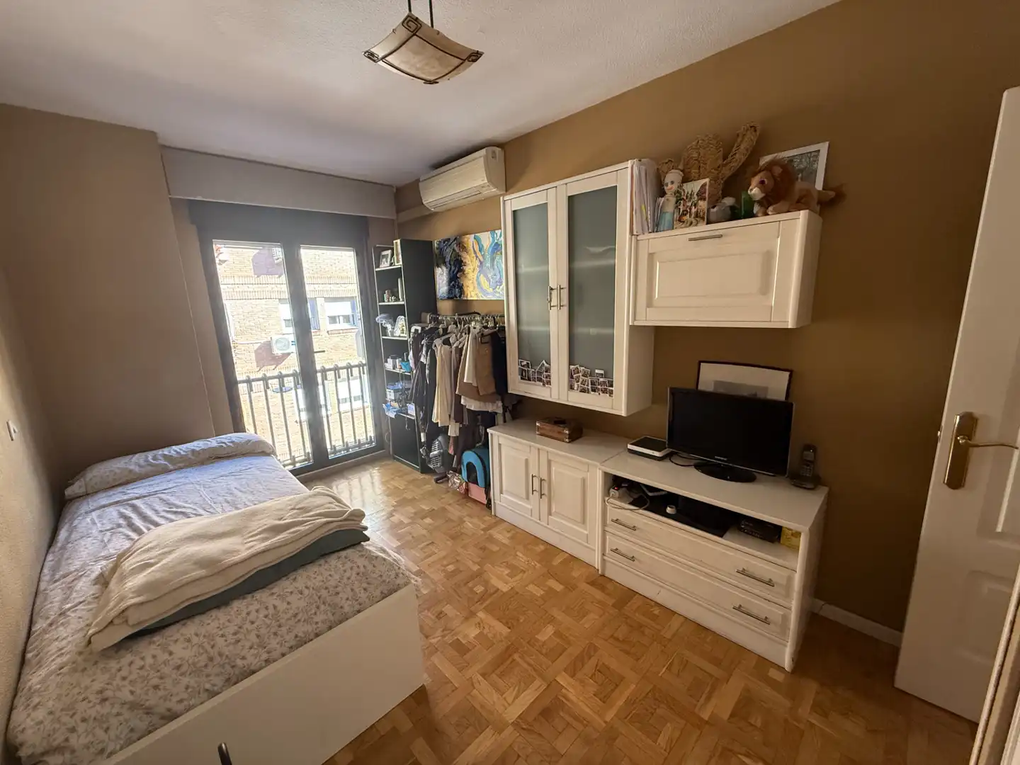 Schlafzimmer von Wohnung zum Verkauf in Madrid mit Klimaanlage, Heizung und Privatgarten