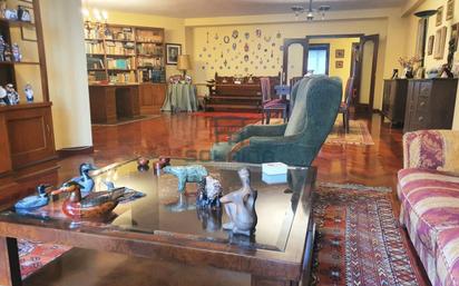 Living room of Flat for sale in Ourense Capital   with Heating, Parquet flooring and Storage room