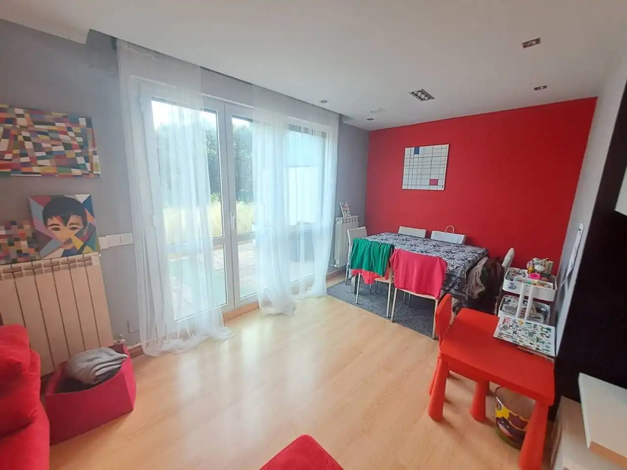 Habitación de Casa o chalet en venta en Valdorros con Calefacción, Jardín privado y Terraza