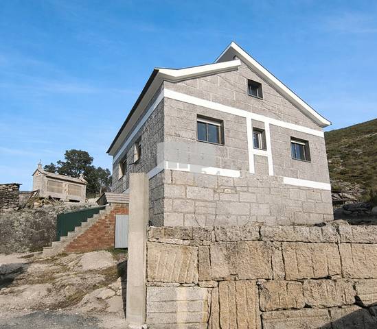 Casa-chalet en Venta en Lugar Traspielas en Fornelos de Montes