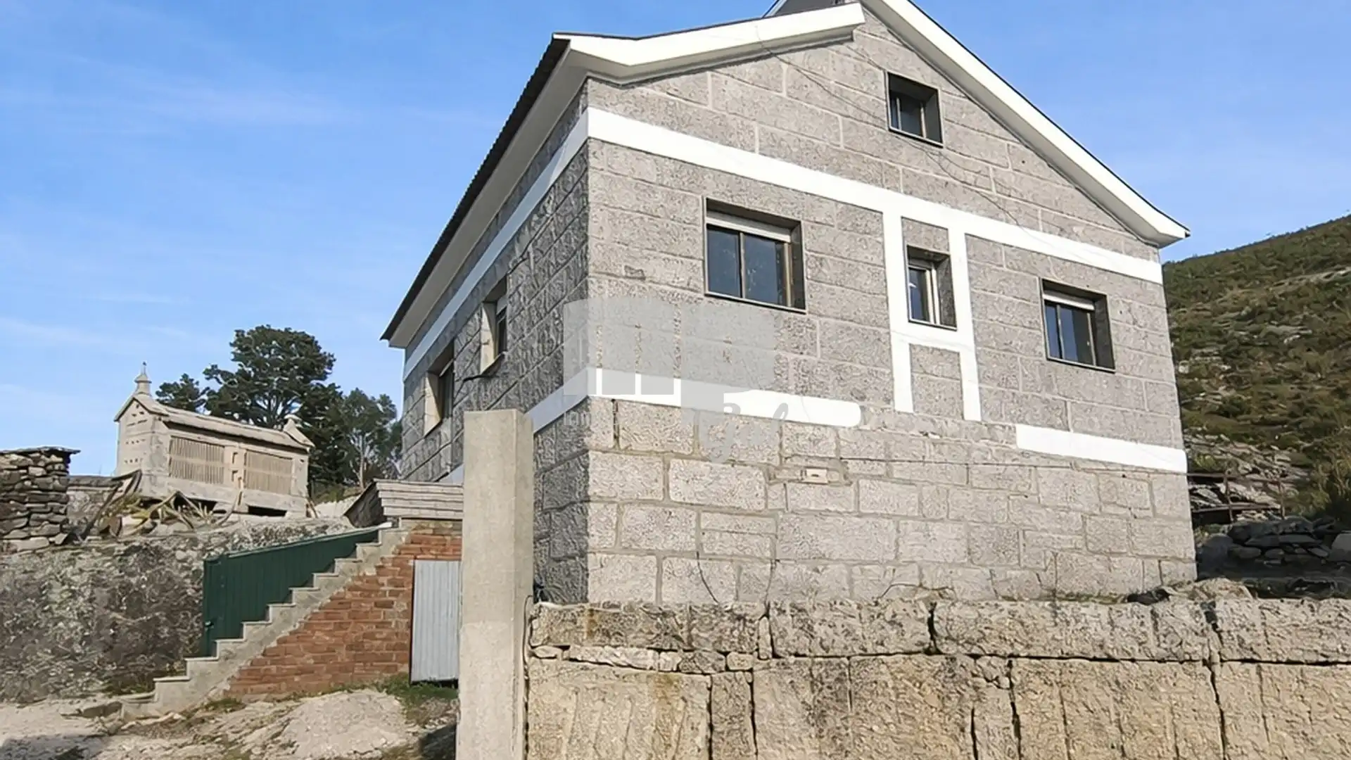 Vista exterior de Casa o xalet en venda en Fornelos de Montes amb Jardí privat i Traster