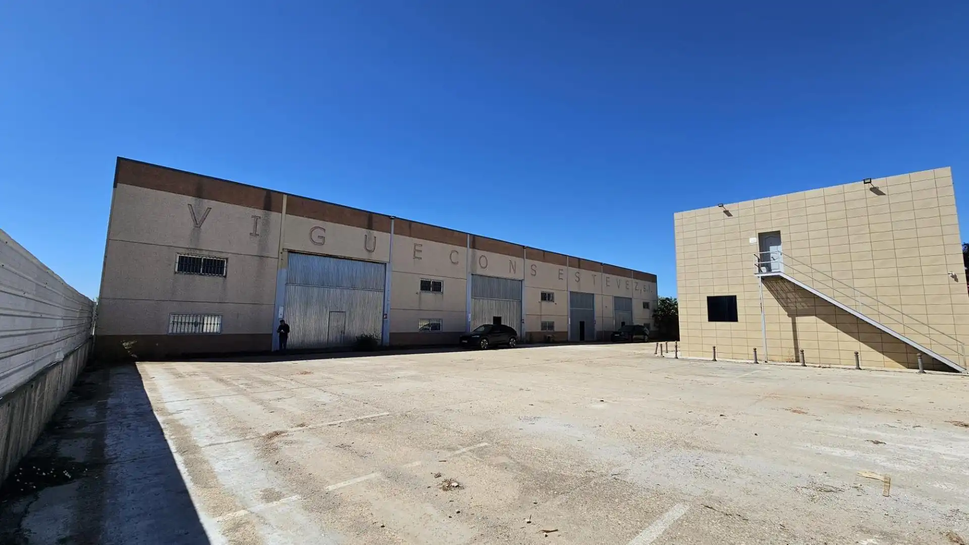 Exterior view of Industrial buildings for sale in Almodóvar del Río