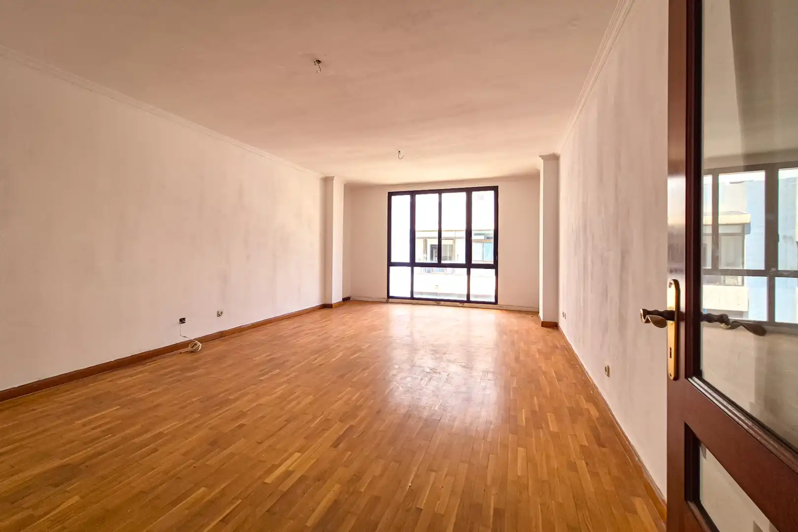 Sala d'estar de Pis en venda en Las Palmas de Gran Canaria amb Traster