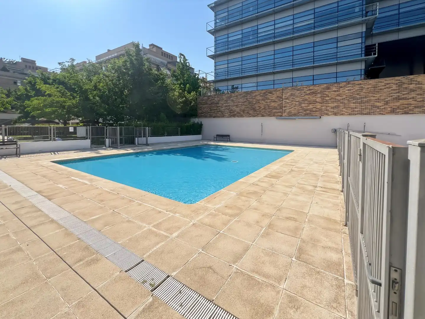 Pis amb piscina en venda a Avenida Talgo, imagen 56