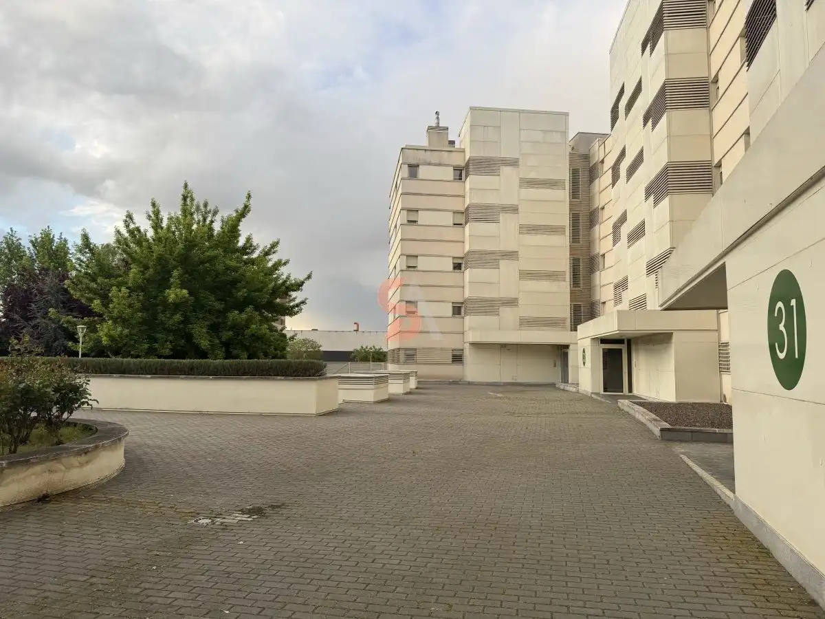 Außenansicht von Wohnung zum Verkauf in Valladolid mit Heizung und Abstellraum