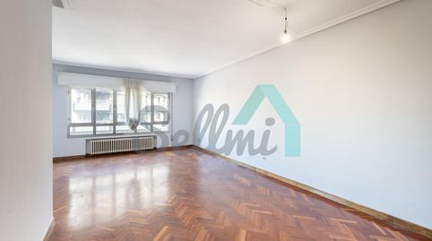 Photo 2 of Flat for rent in De Galicia, Plaza de América, Oviedo