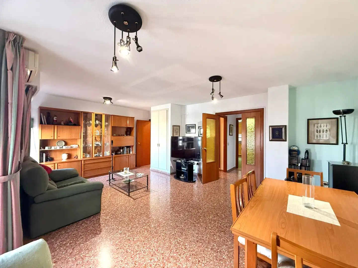 Sala de estar de Piso en venta en Valencia con Aire acondicionado, Terraza y Balcón