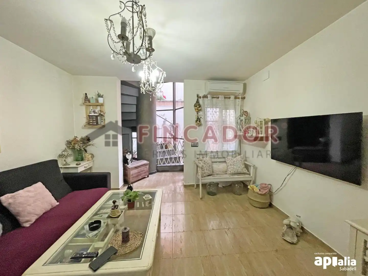 Living room of Detached homes for sale in Sabadell  with Air Conditioner, Heating and Parquet flooring