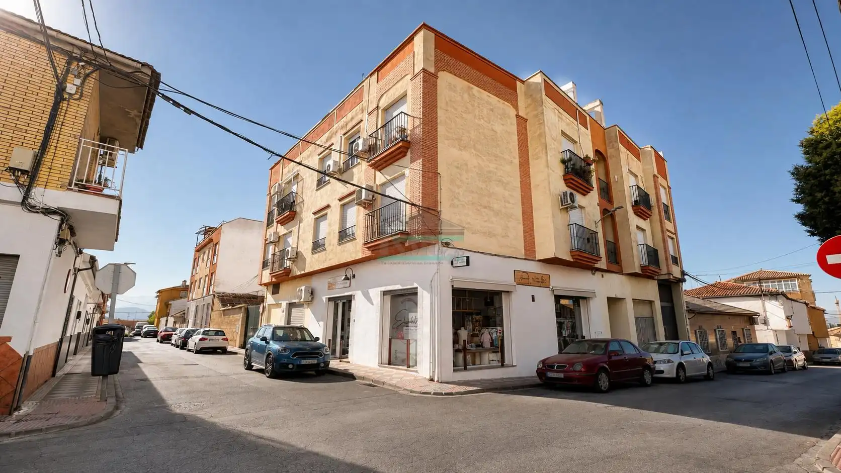 Vista exterior de Pis en venda en Atarfe amb Aire condicionat, Terrassa i Moblat