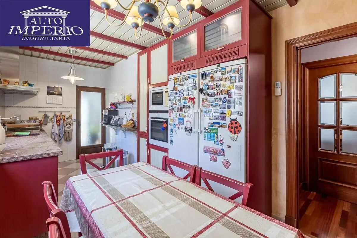 Kitchen of Houses for sale in Granada  with Air Conditioner, Heating and Private garden