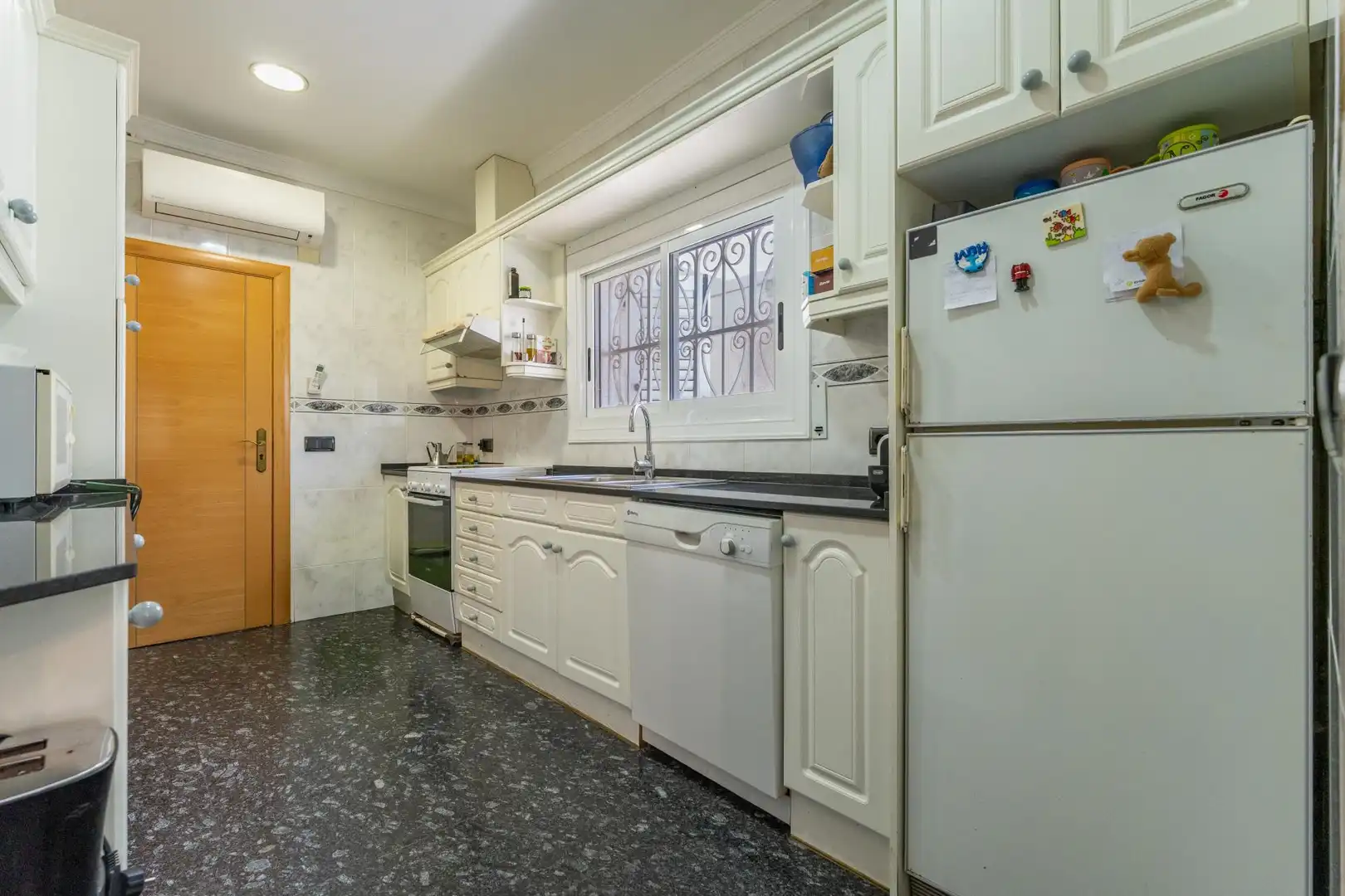 Cocina de Casa o chalet en venta en Cambrils con Calefacción, Terraza y Piscina