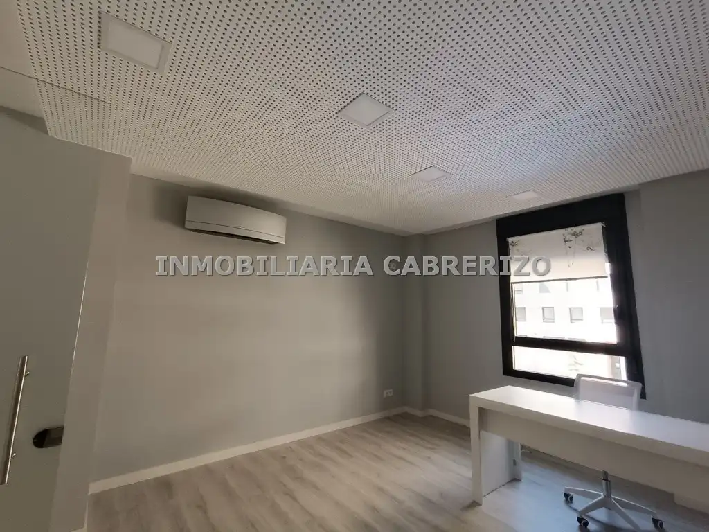 Büro zum Verkauf in  Logroño mit Klimaanlage, Heizung und Möbliert