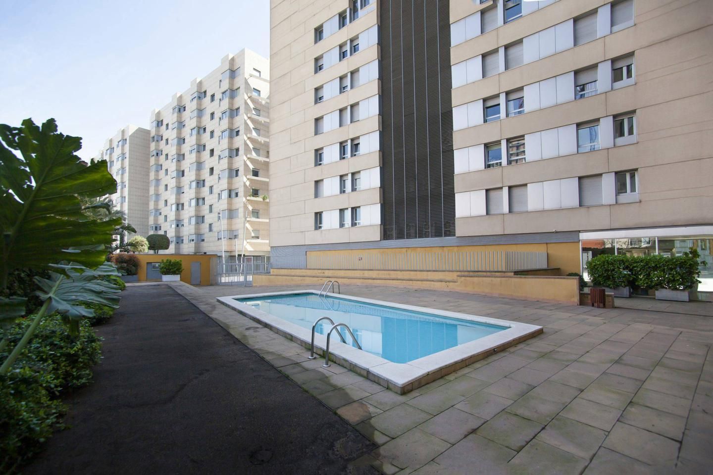 Piscina de Piso de alquiler en Sant Adrià de Besòs con Aire acondicionado, Terraza y Piscina