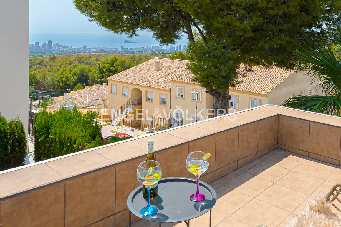 Terraza de Casa o chalet en venta en La Nucia con Aire acondicionado, Jardín privado y Piscina