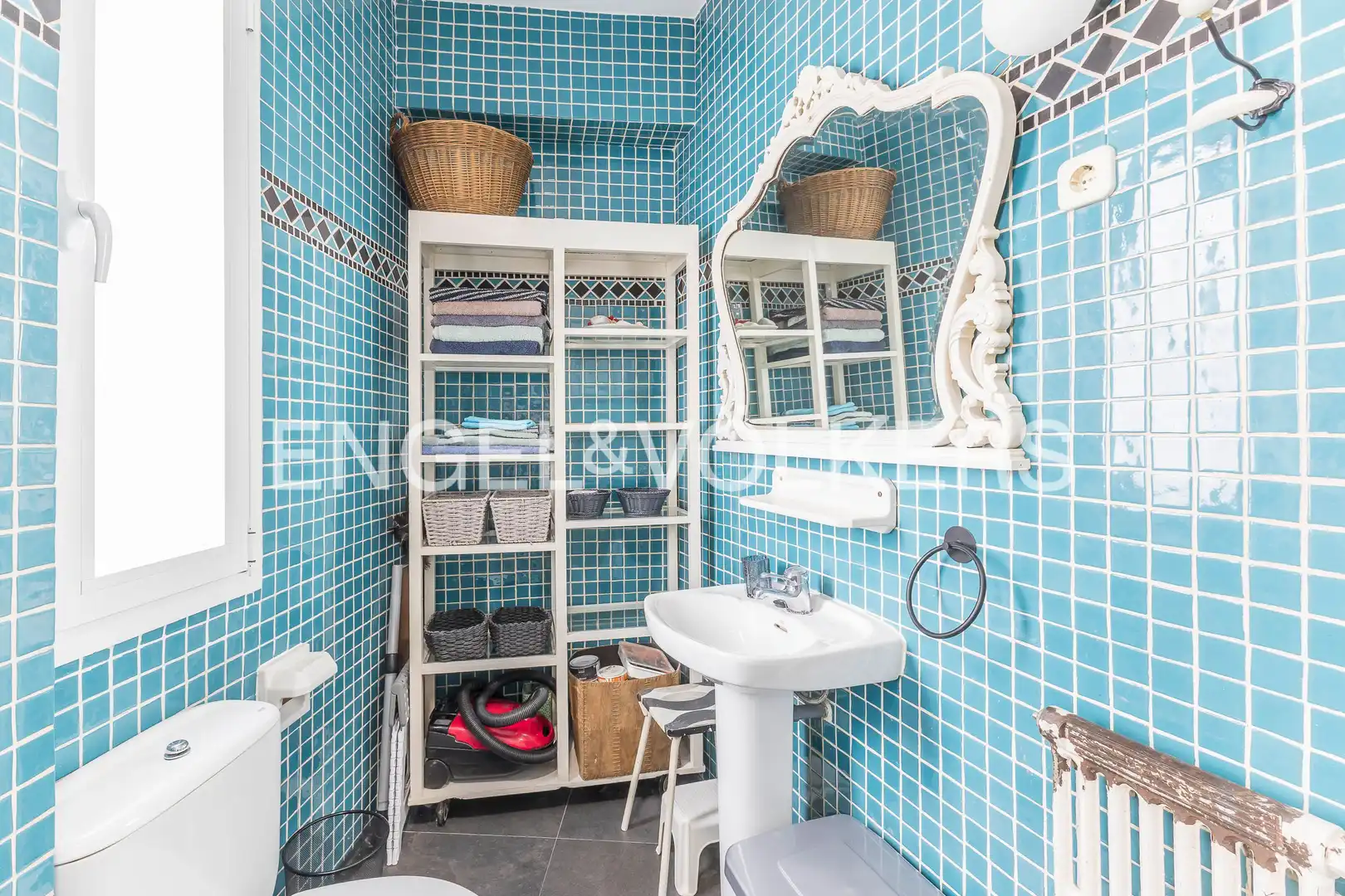 Baño de Piso de alquiler en Madrid con Aire acondicionado, Calefacción y Amueblado