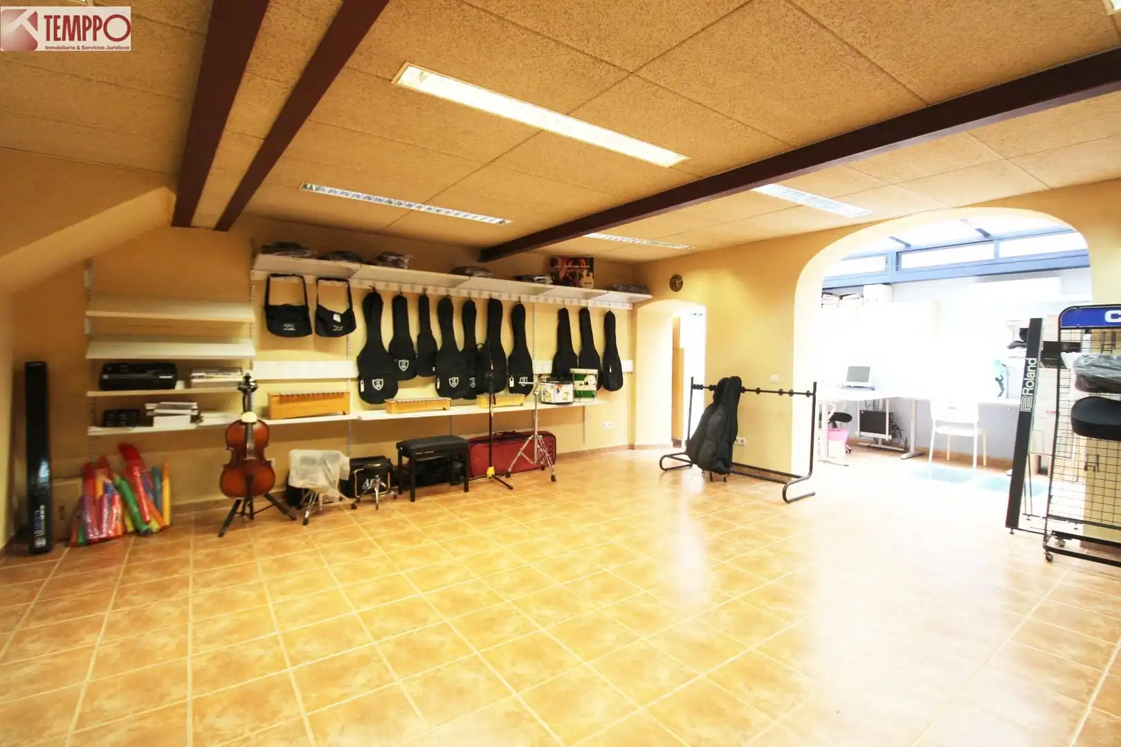Casa adosada en venta en Carrer MURALLA, Centre