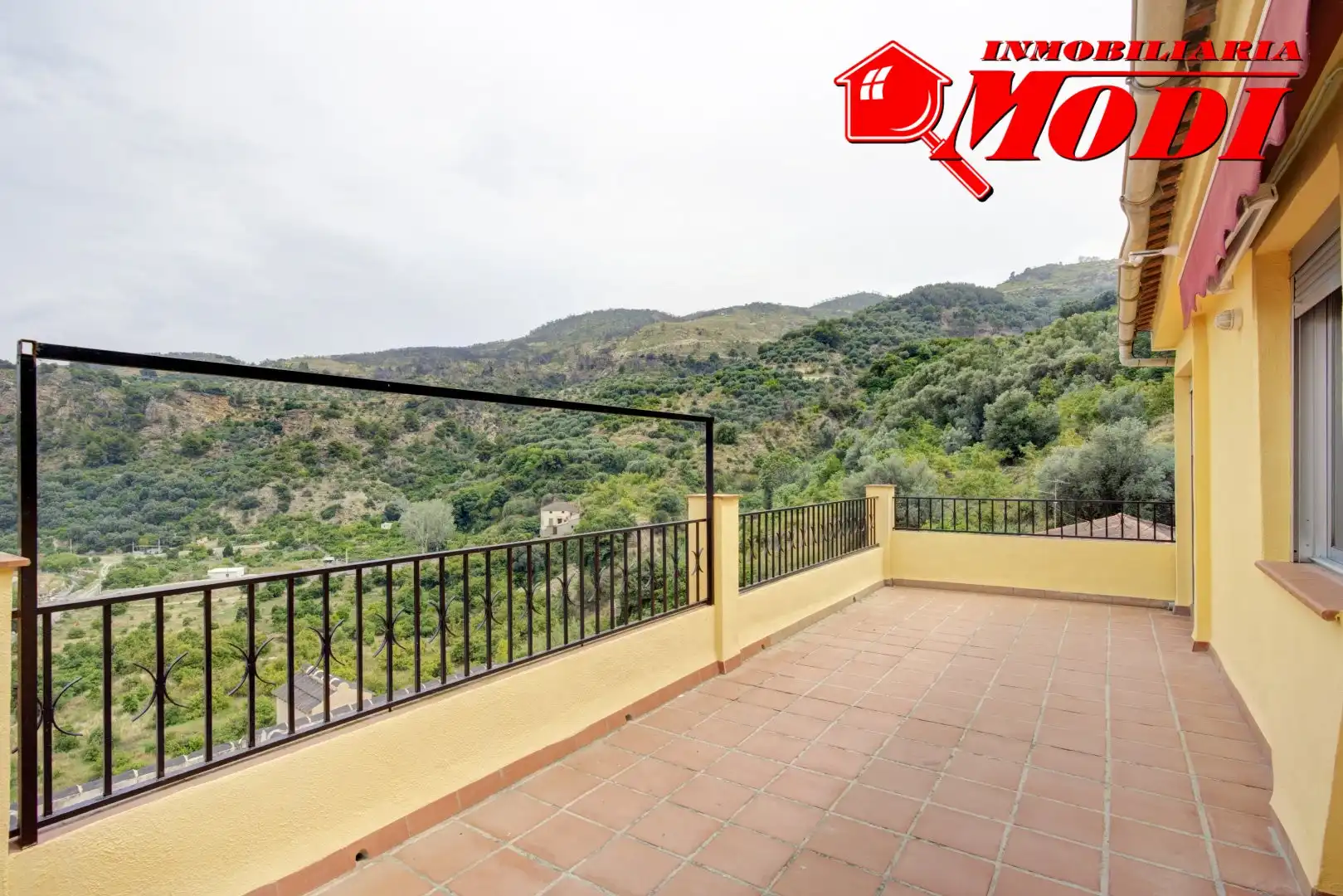 House with terrace for sale in El Pinar