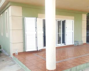 Exterior view of House or chalet for sale in Sueca  with Air Conditioner, Terrace and Furnished