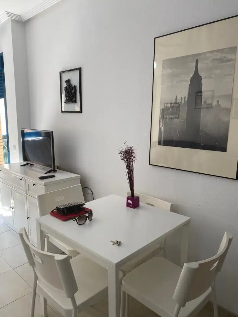 Habitación de Piso de alquiler en Roquetas de Mar con Aire acondicionado, Calefacción y Terraza