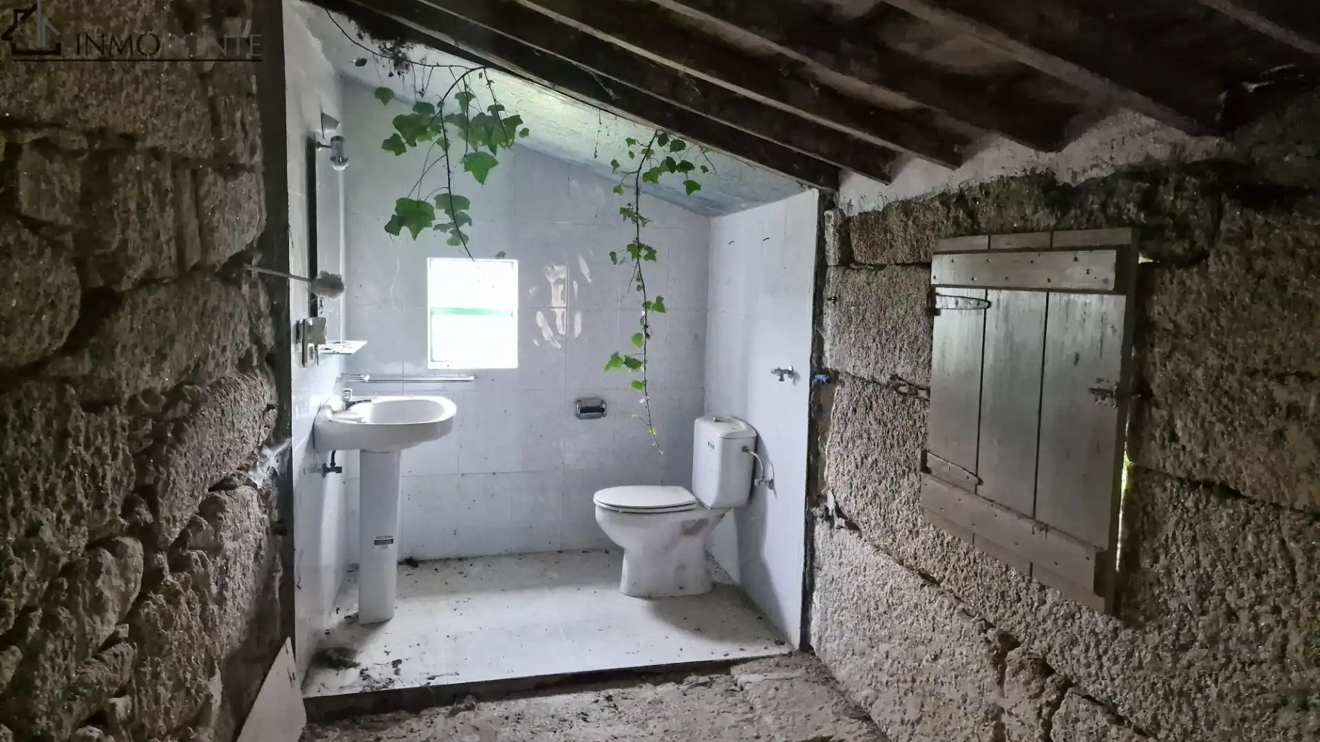 Bany de Casa o xalet en venda en Cerdedo amb Jardí privat i Traster