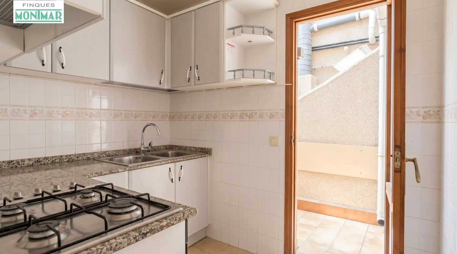 Flat for sale in Calle MILANA, Centre