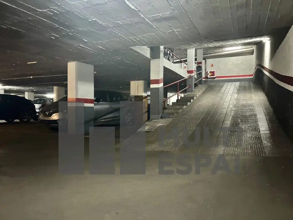Einzelparkplatz zur Miete in Carrer de Caballero, imagen 8
