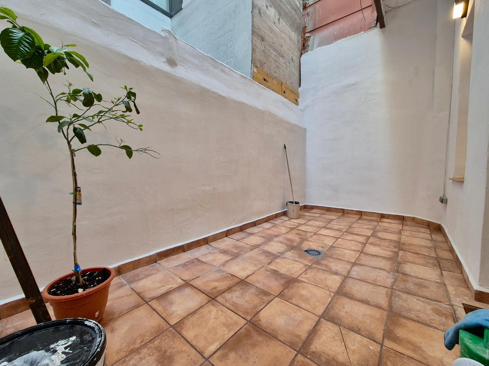 Flat for sale in Calle DEMOCRACIA, El Clot