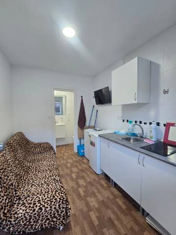 Local comercial en Venta en Avenida Miraflores de los Ángeles, 2 en Parque Victoria Eugenia