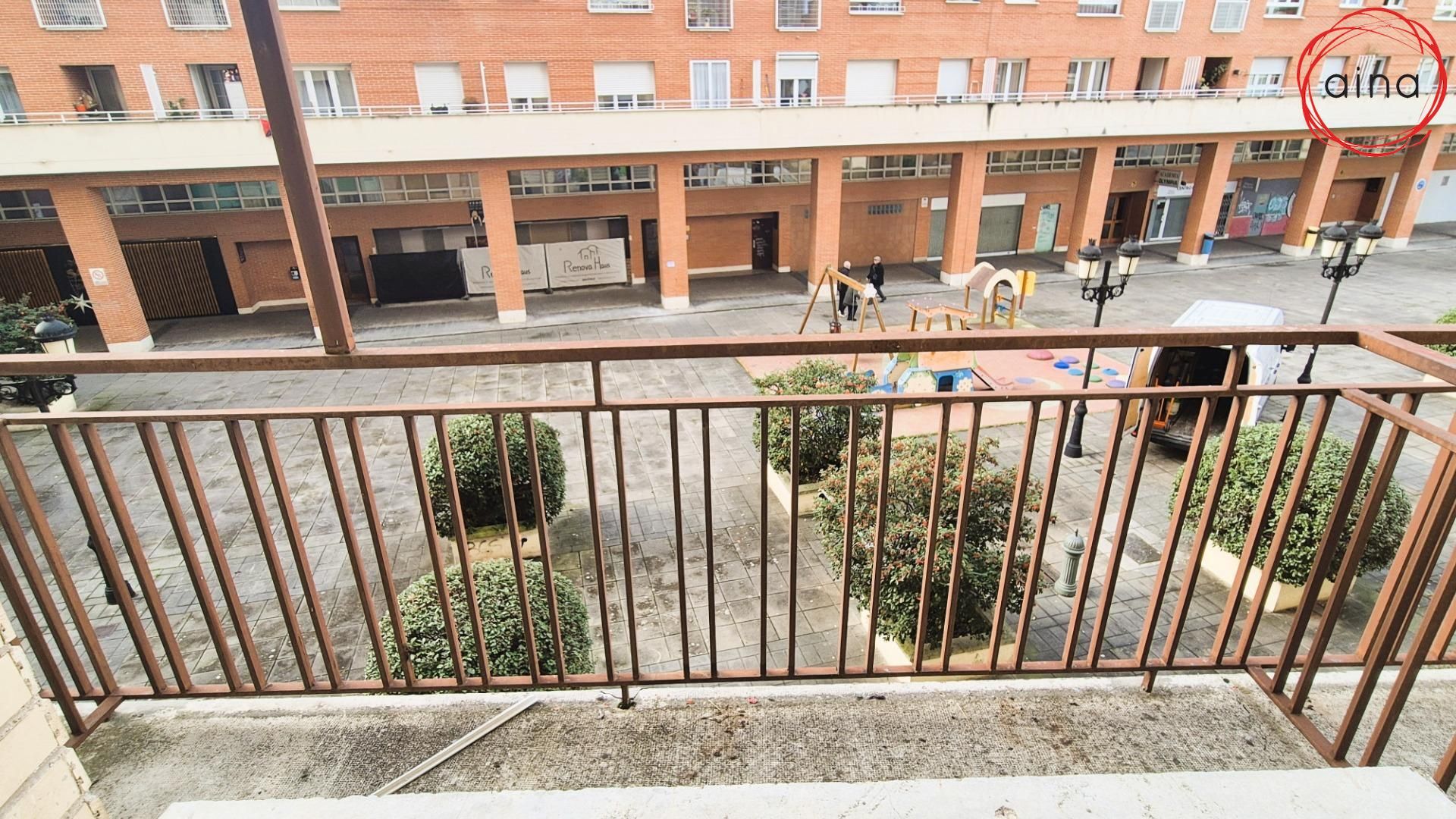 Terrassa de Loft en venda en Burlada / Burlata amb Calefacció