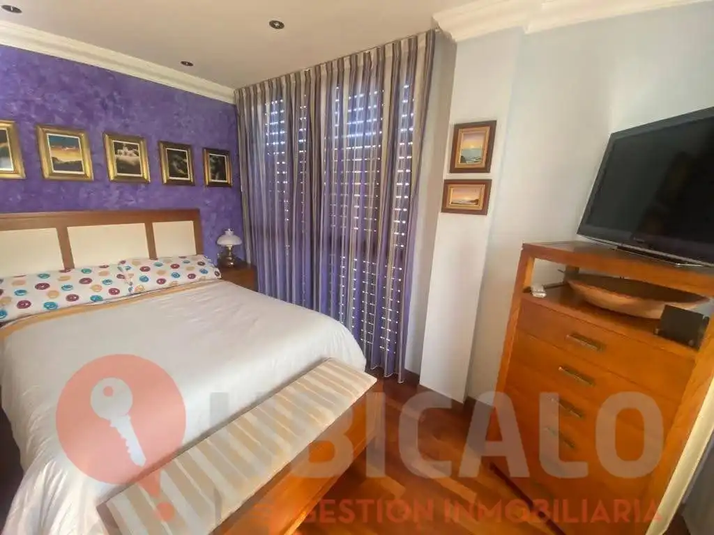 Habitación de Ático en venta en San Cristóbal de la Laguna con Amueblado, Horno y Lavadora