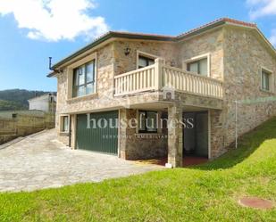 Vista exterior de Casa o xalet en venda en Valdoviño amb Terrassa