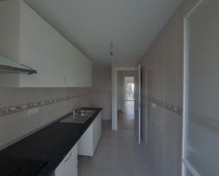 Kitchen of Flat for sale in  Granada Capital