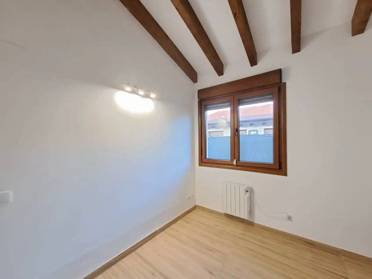 Dormitori de Casa o xalet en venda en Villalonquéjar
