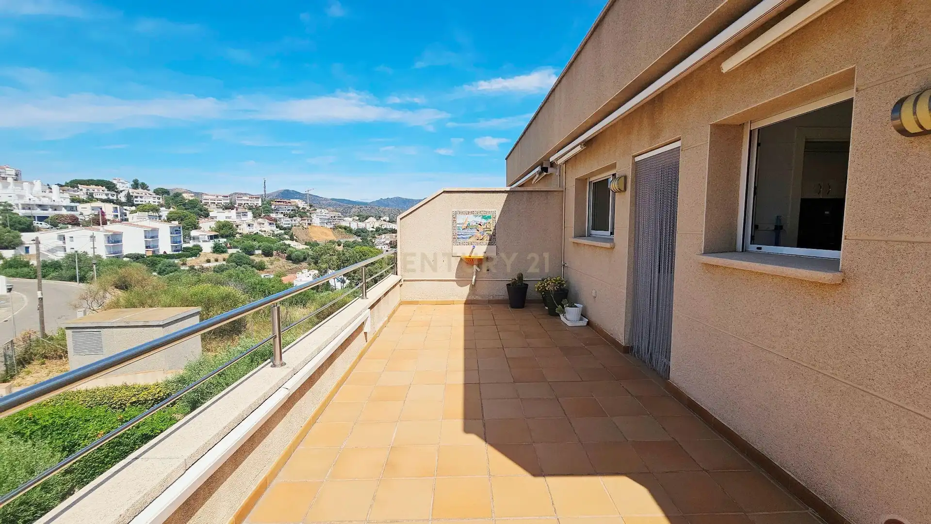 Terrassa de Dúplex en venda en Llançà amb Traster, Forn i Rentadora
