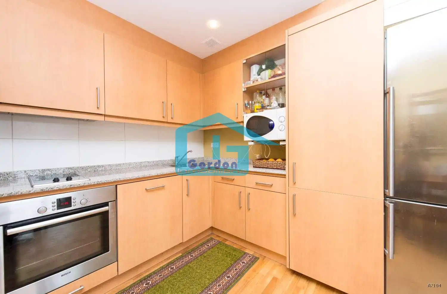 Cocina de Piso en venta en O Grove   con Calefacción, Terraza y Piscina