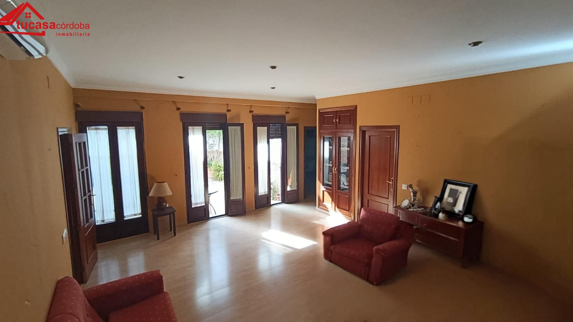 Planta baja en venta en  Córdoba Capital con Parquet y Terraza