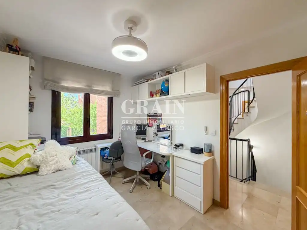 Habitación de Casa o chalet en venta en Albacete con Aire acondicionado, Calefacción y Jardín privado