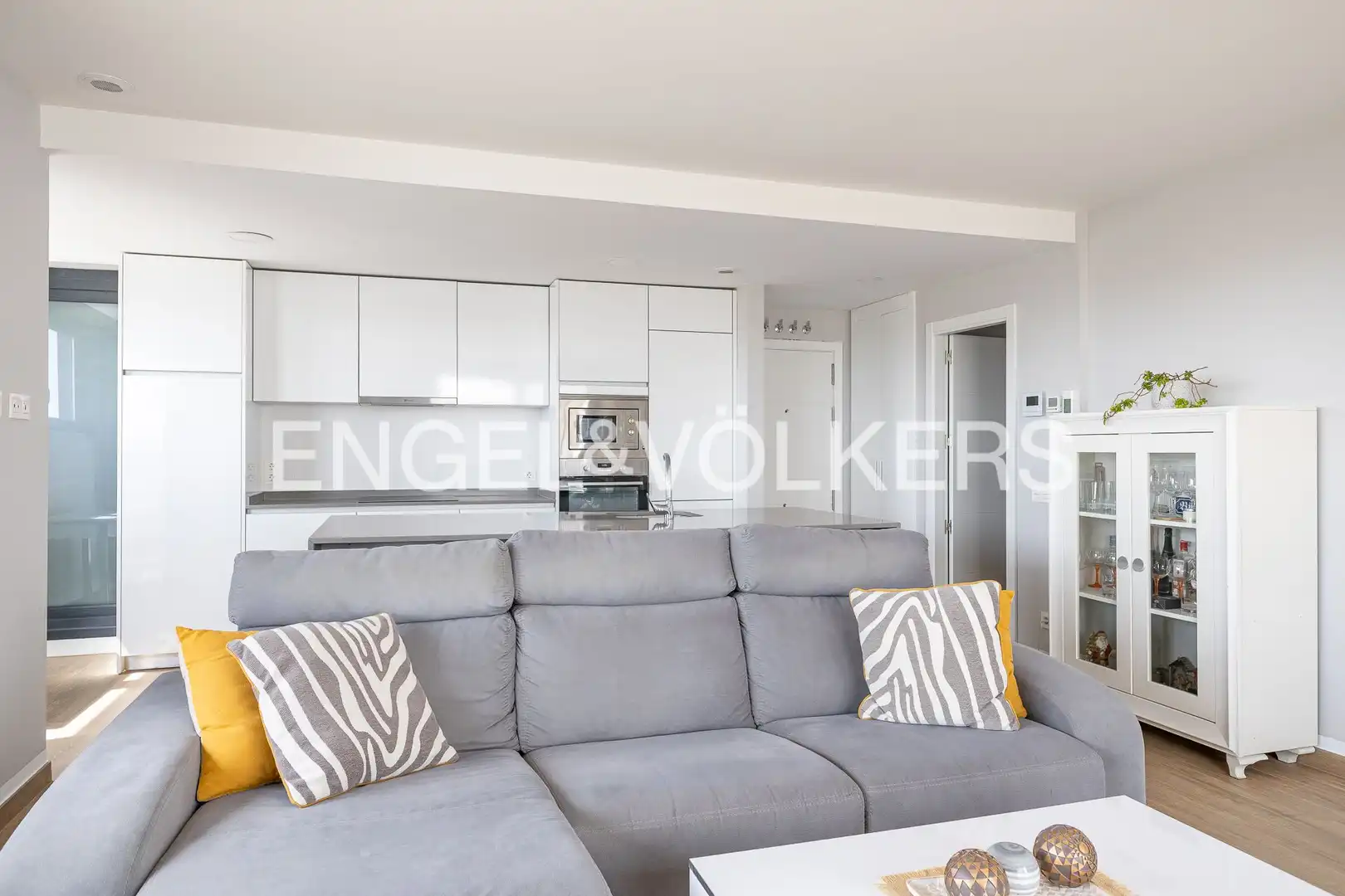 Living room of Attic for rent in Madrid  with Air Conditioner, Heating and Private garden