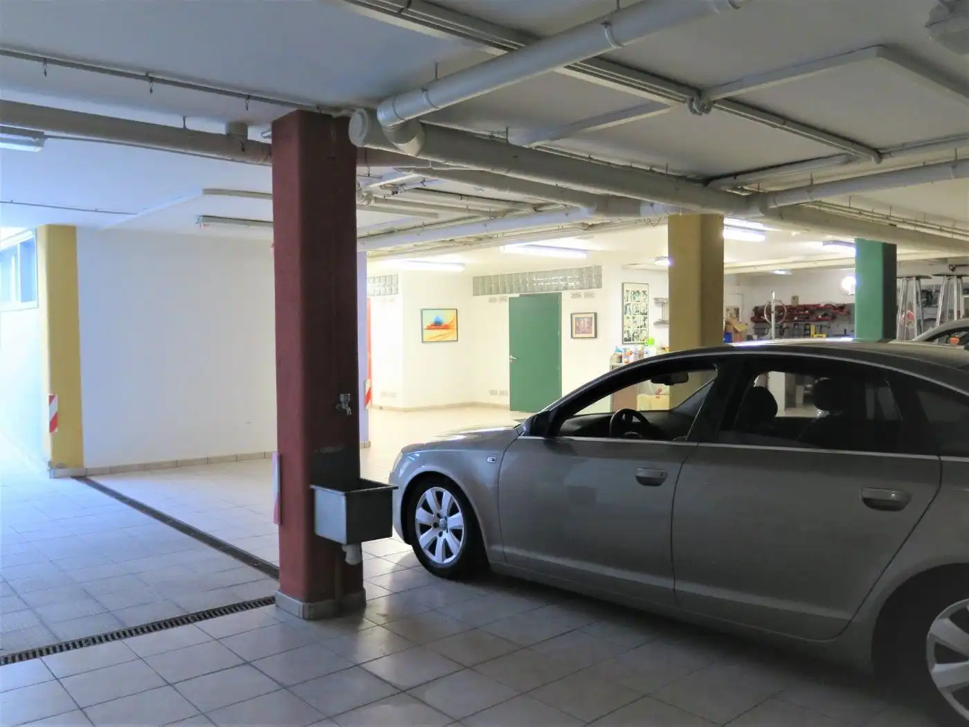 Parking of Houses for sale in L'Escala  with Air Conditioner, Heating and Private garden