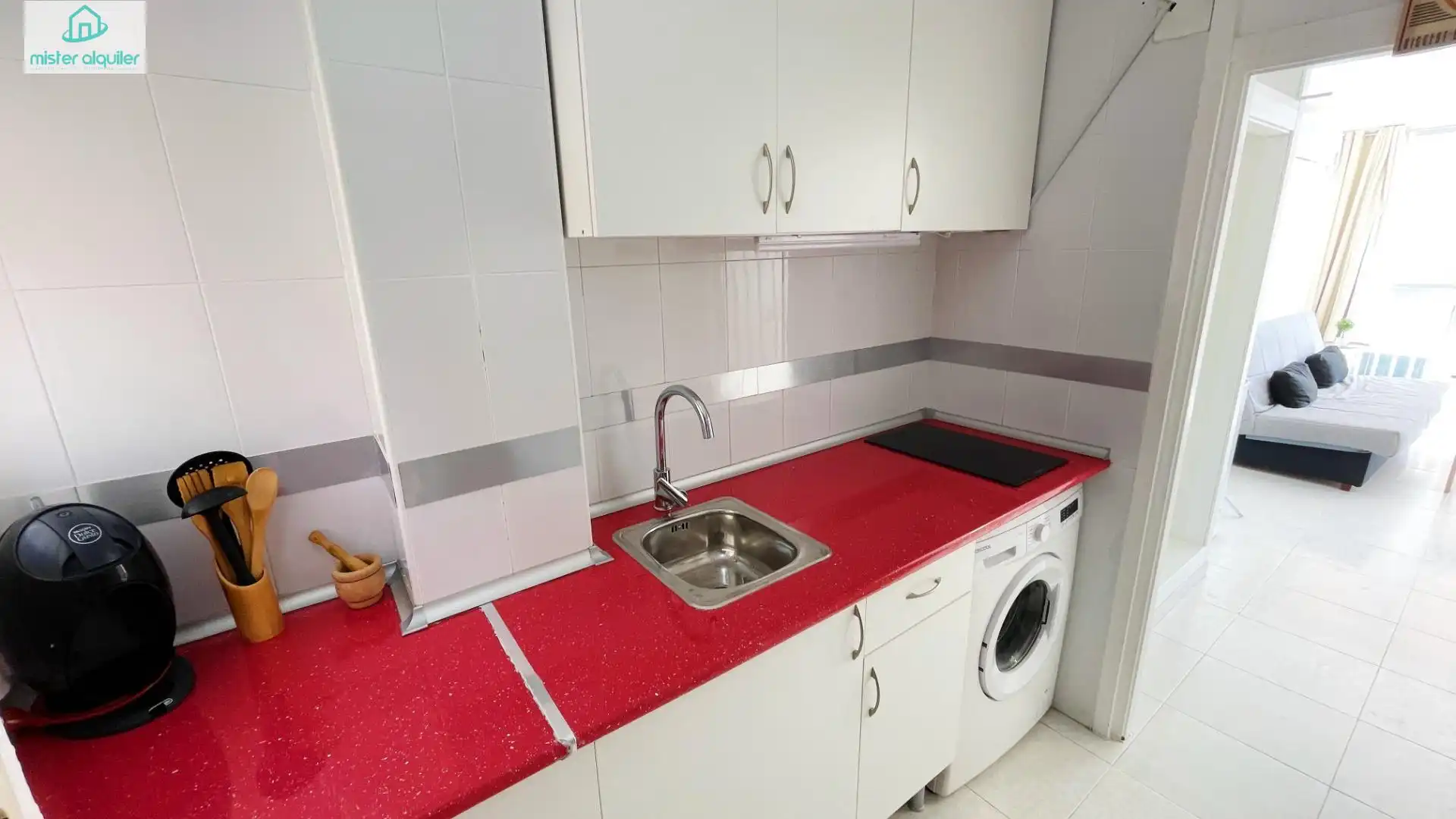 Cocina de Apartamento de alquiler en Benidorm con Aire acondicionado, Calefacción y Amueblado