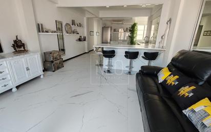 Sala d'estar de Pis en venda en Corbera amb Aire condicionat, Calefacció i Parquet