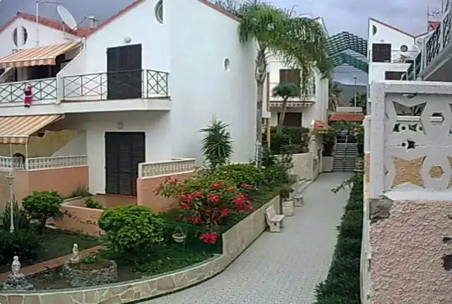 Bungalow amb piscina en venda a Avenida Arquitecto Gómez Cuesta 4, imagen 2