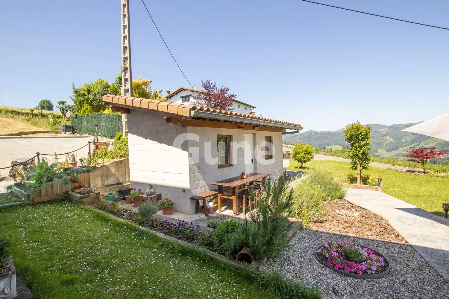 Jardín de Casa adosada en venta en Orendain con Calefacción, Terraza y Trastero