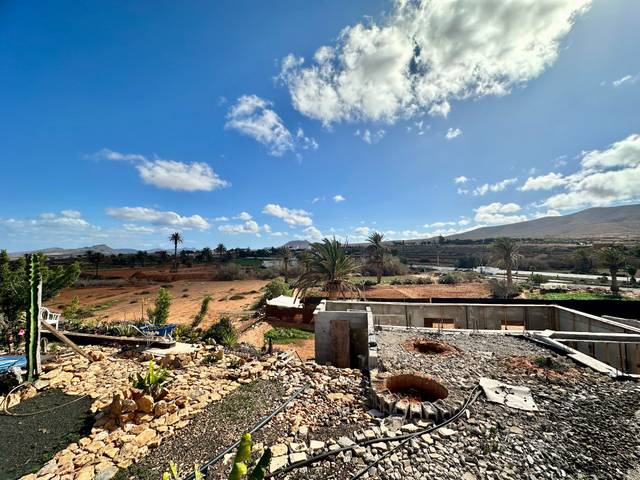 Casa-chalet en Venta en Antigua pueblo