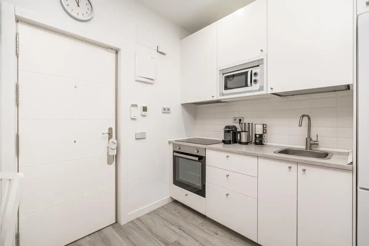 Cuina de Planta baixa en venda en Madrid amb Aire condicionat, Calefacció i Moblat
