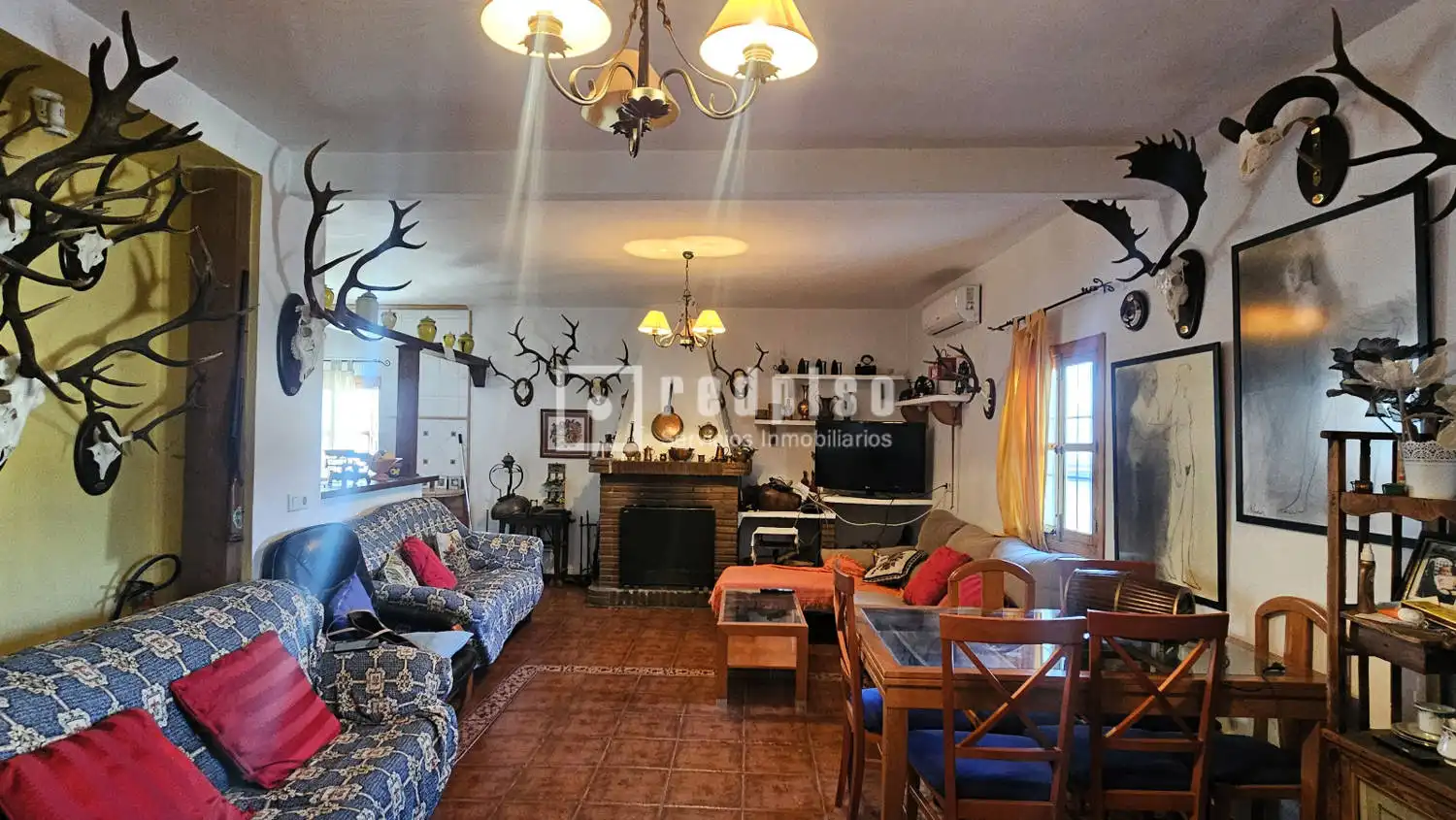 Living room of Houses for sale in Vélez-Málaga  with Air Conditioner, Heating and Private garden