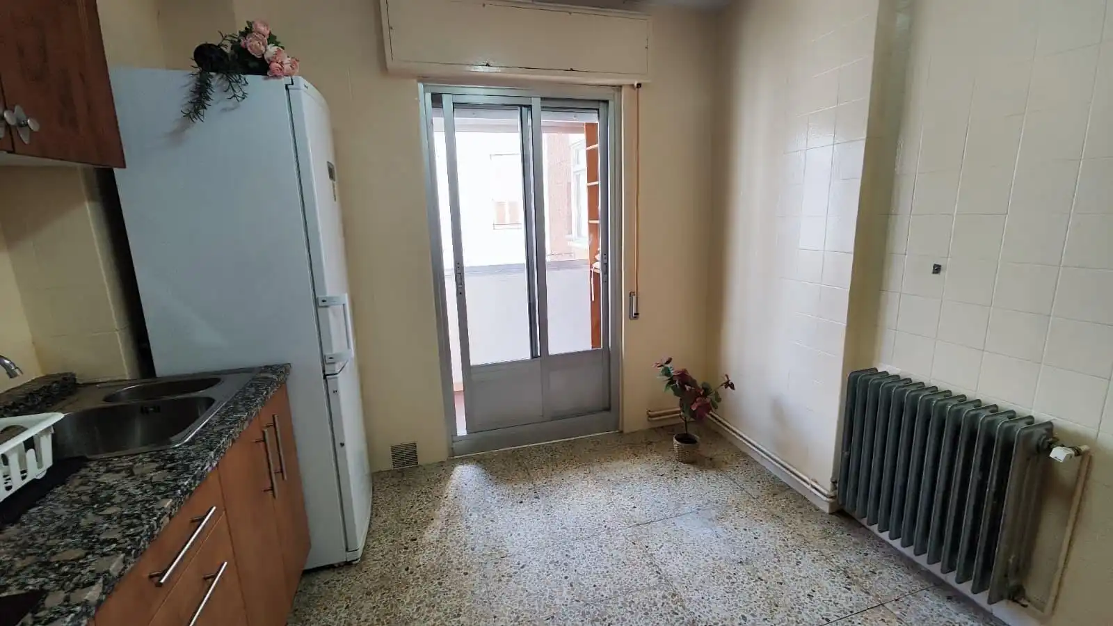 Küche von Wohnung zur untervermieten in León Capital  mit Heizung und Terrasse